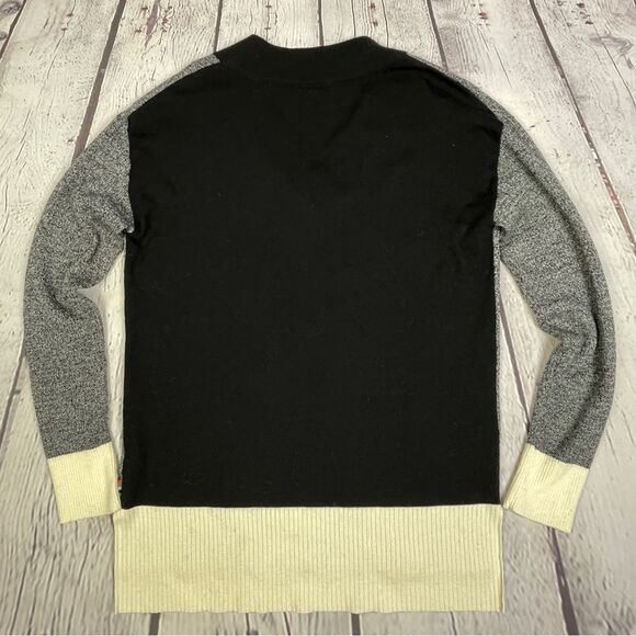 SMARTWOOL gray black ivory merino wool v-neck long sweater, size M - Picture 10 of 14